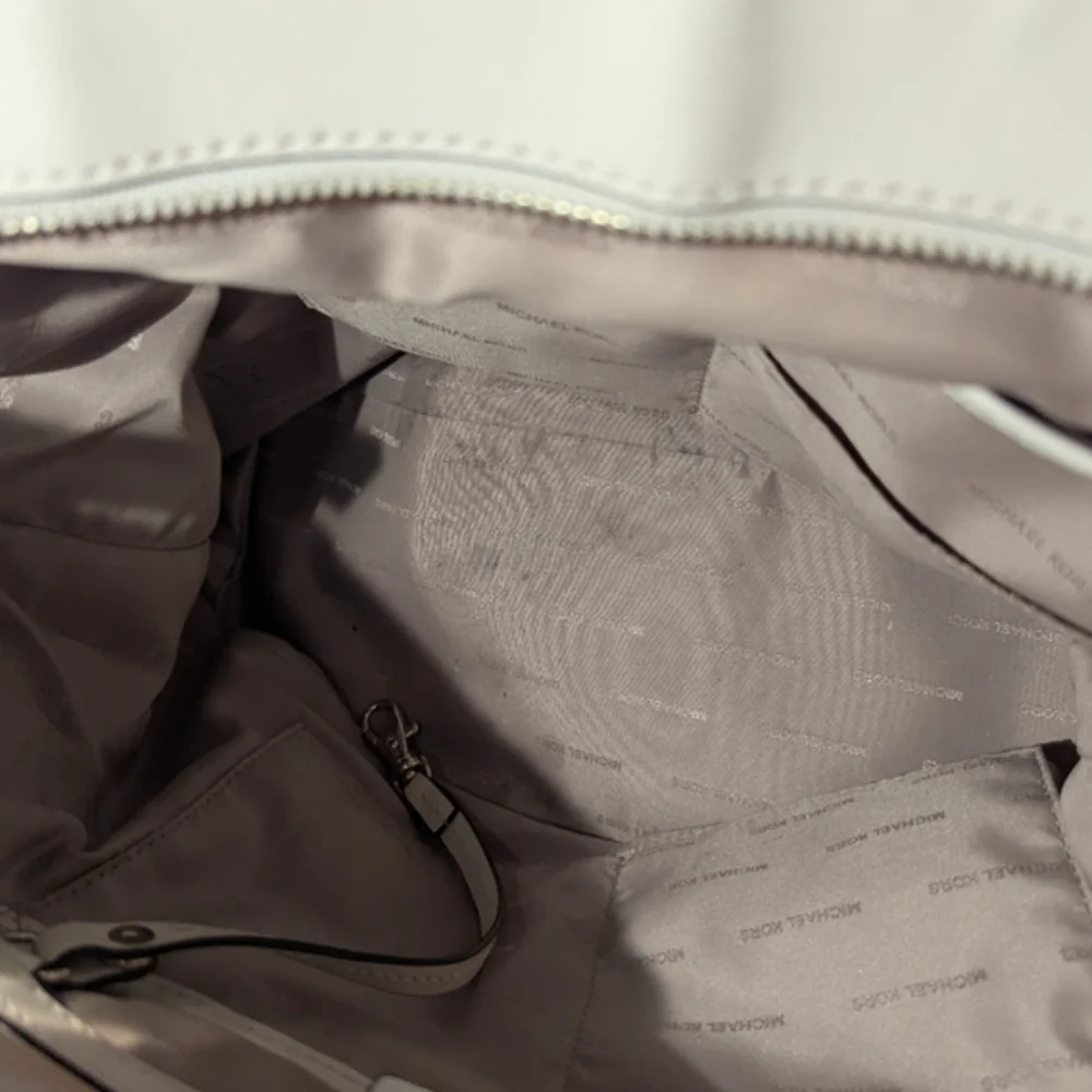 Michael Kors Griffin Large Hobo Bag Natural Vanilla